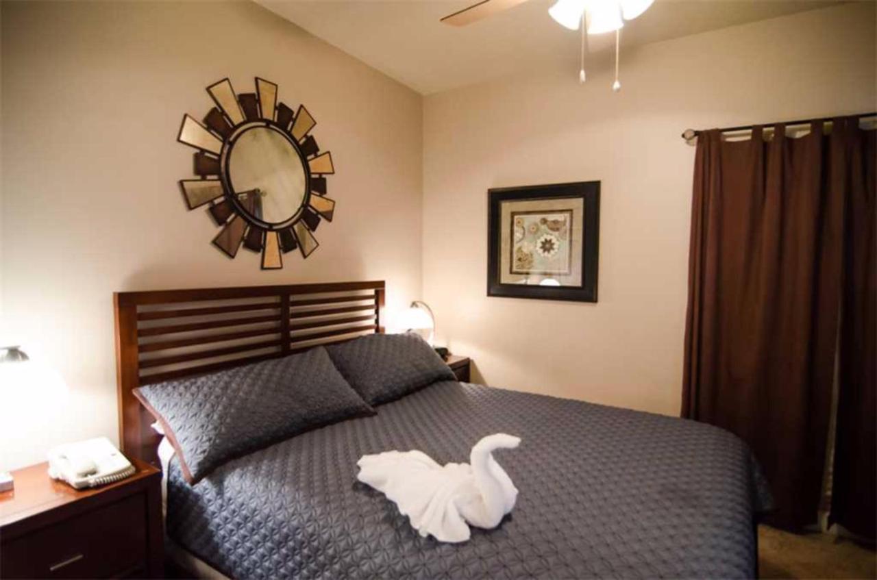 Boardwalk Beach Resort By Royal American Beach Getaways Panama City Exteriör bild